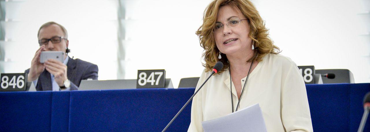 «Με τη νέα Πρόεδρο η Ελλάδα γίνεται πιο φωτεινή, πιο μοντέρνα»